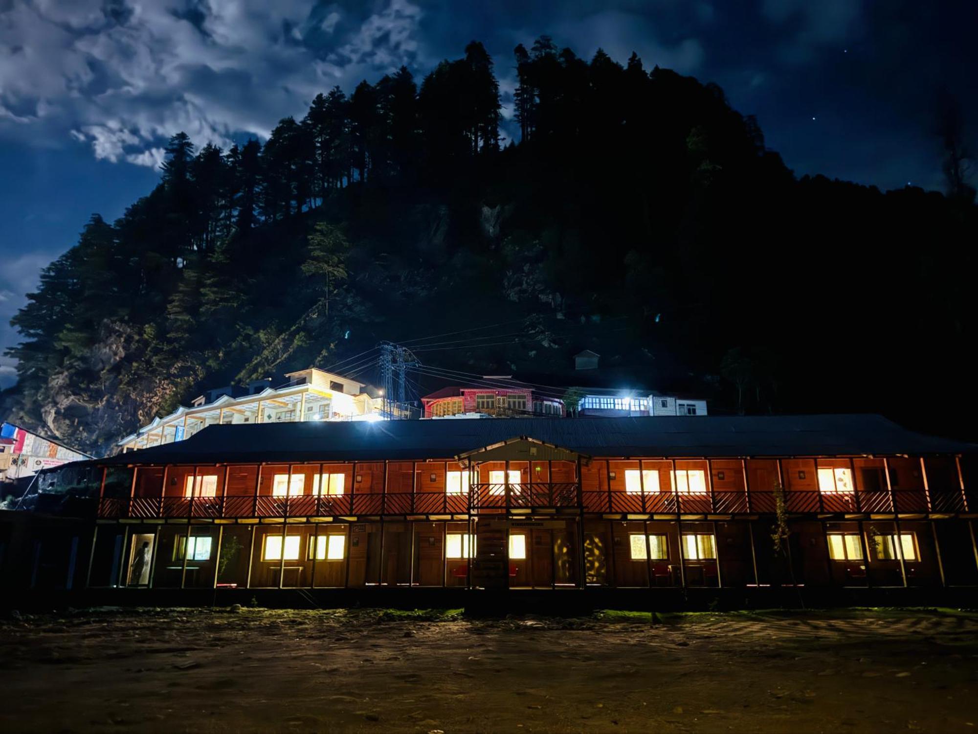 Wyndham Heritage Hotel & Resort Sharda Shardi Esterno foto