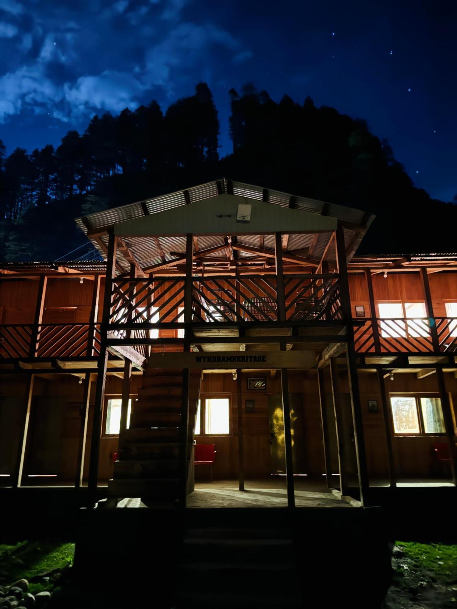 Wyndham Heritage Hotel & Resort Sharda Shardi Esterno foto